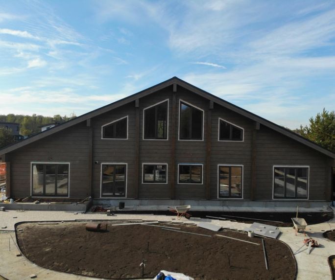 Дом с бассейном в Московской области